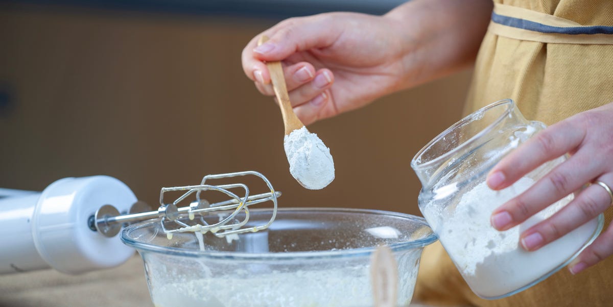 The Science of Lift: How Baking Soda & Powder Leaven Bakes